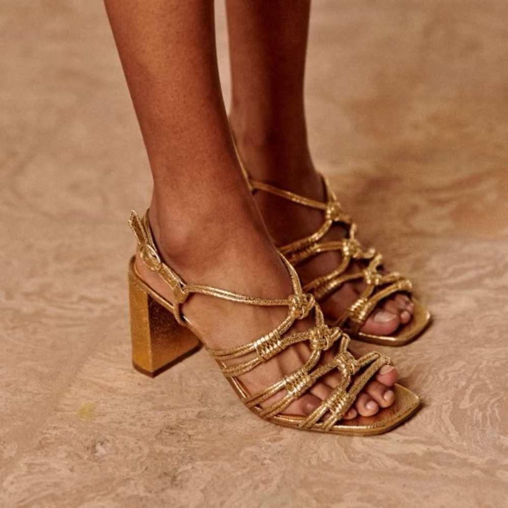 NIB Sézane Samara Sandals in Smooth Gold Size 41/10